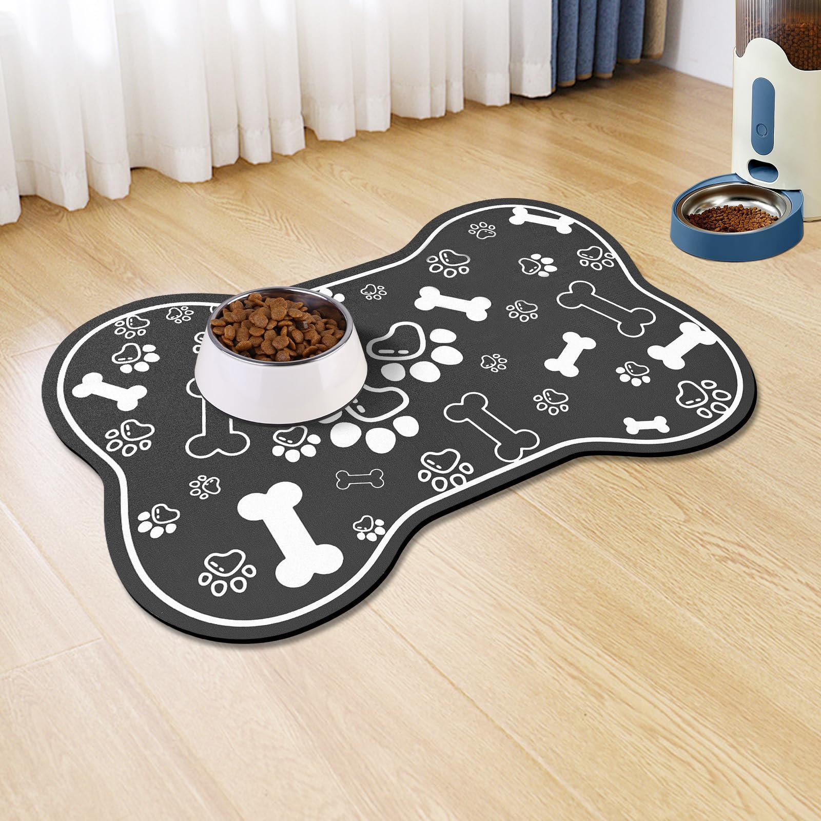 Voanos dog-cat food mat absorbent surface for quick spill drying