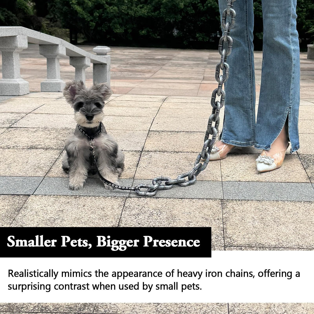 VQARCH giant plastic chain leash adds humorous flair while keeping pets under control.