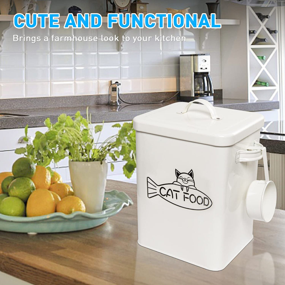 Vumdua 5-6 lbs capacity holds kibble neatly.