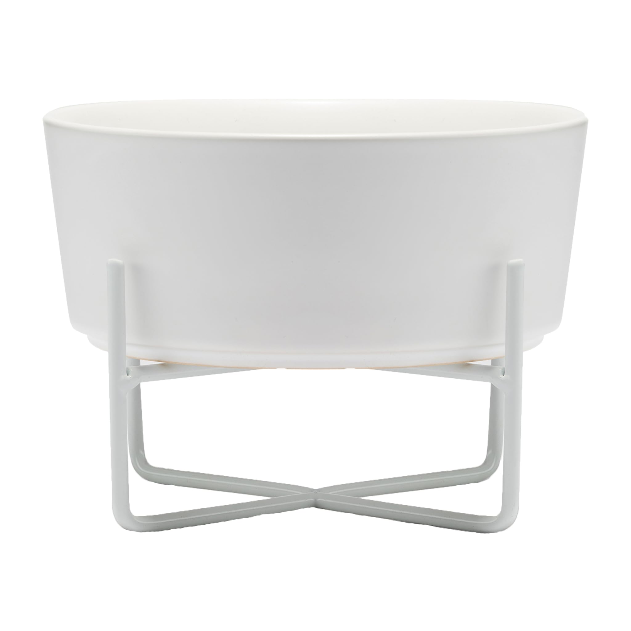 Waggo ceramic bowl close-up showing smooth stoneware ideal for daily cleaning.