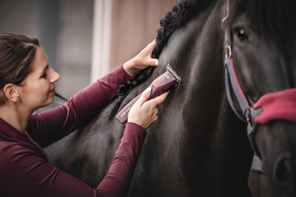 Wahl KM Supera low-vibration design reduces noise during grooming