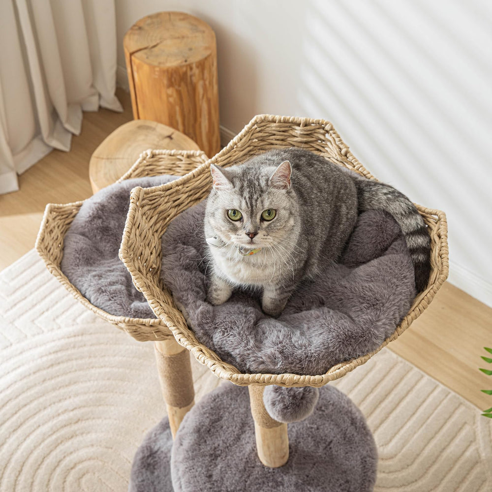 WAIDOBE sisal-wrapped posts encourage scratching and exercise