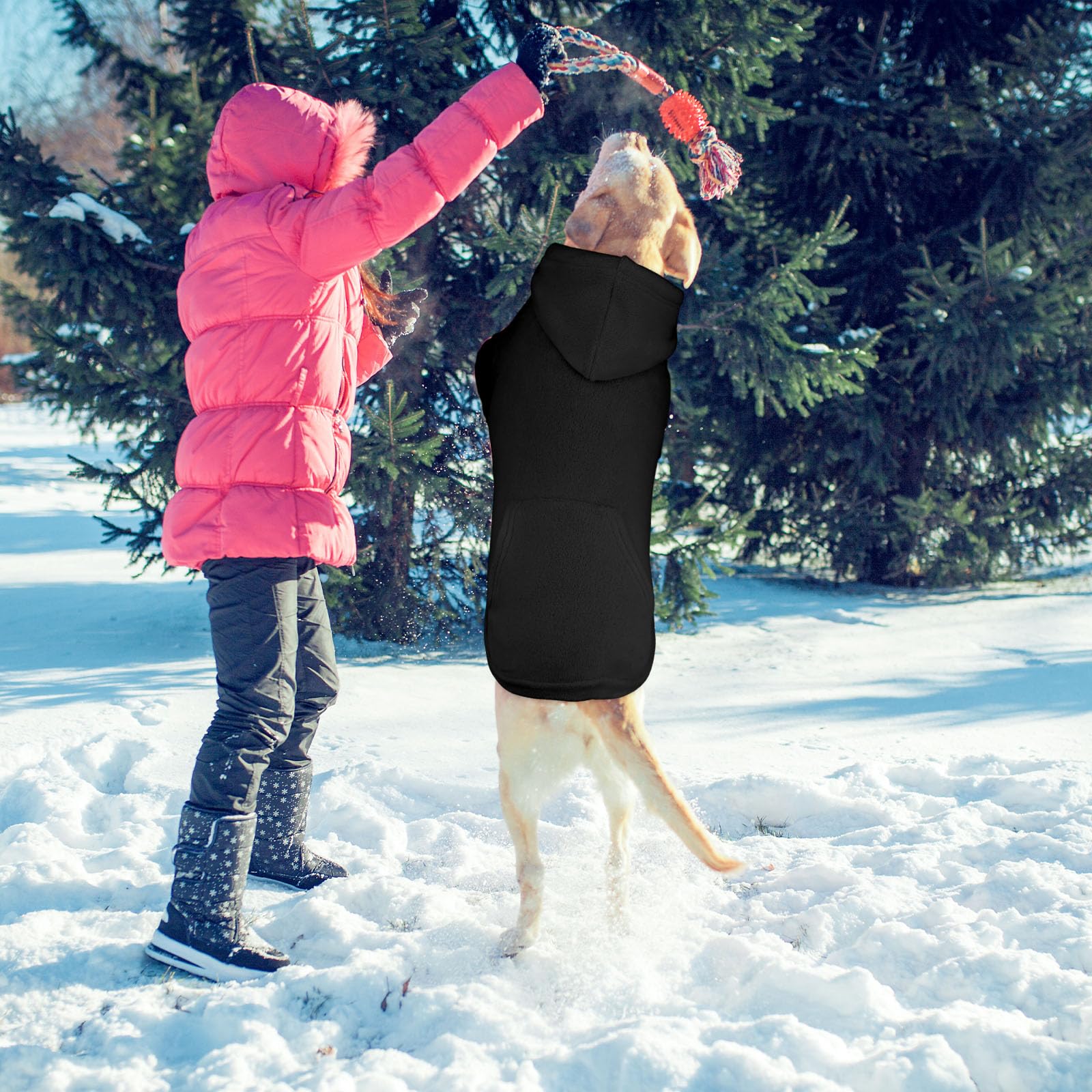 Waoduld dog hoodie fabric close — durable, soft Oli fleece for lasting wear.