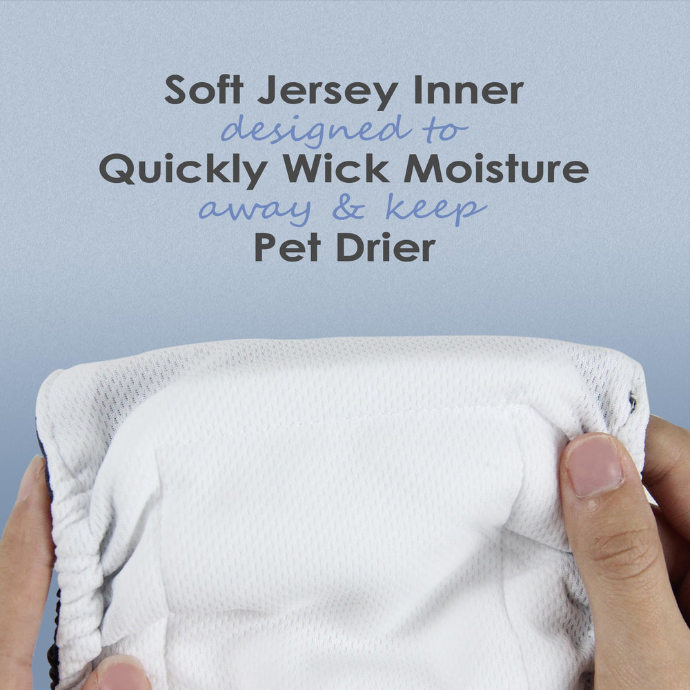 Wegreeco absorbent pad close-up shows moisture-wicking in action.