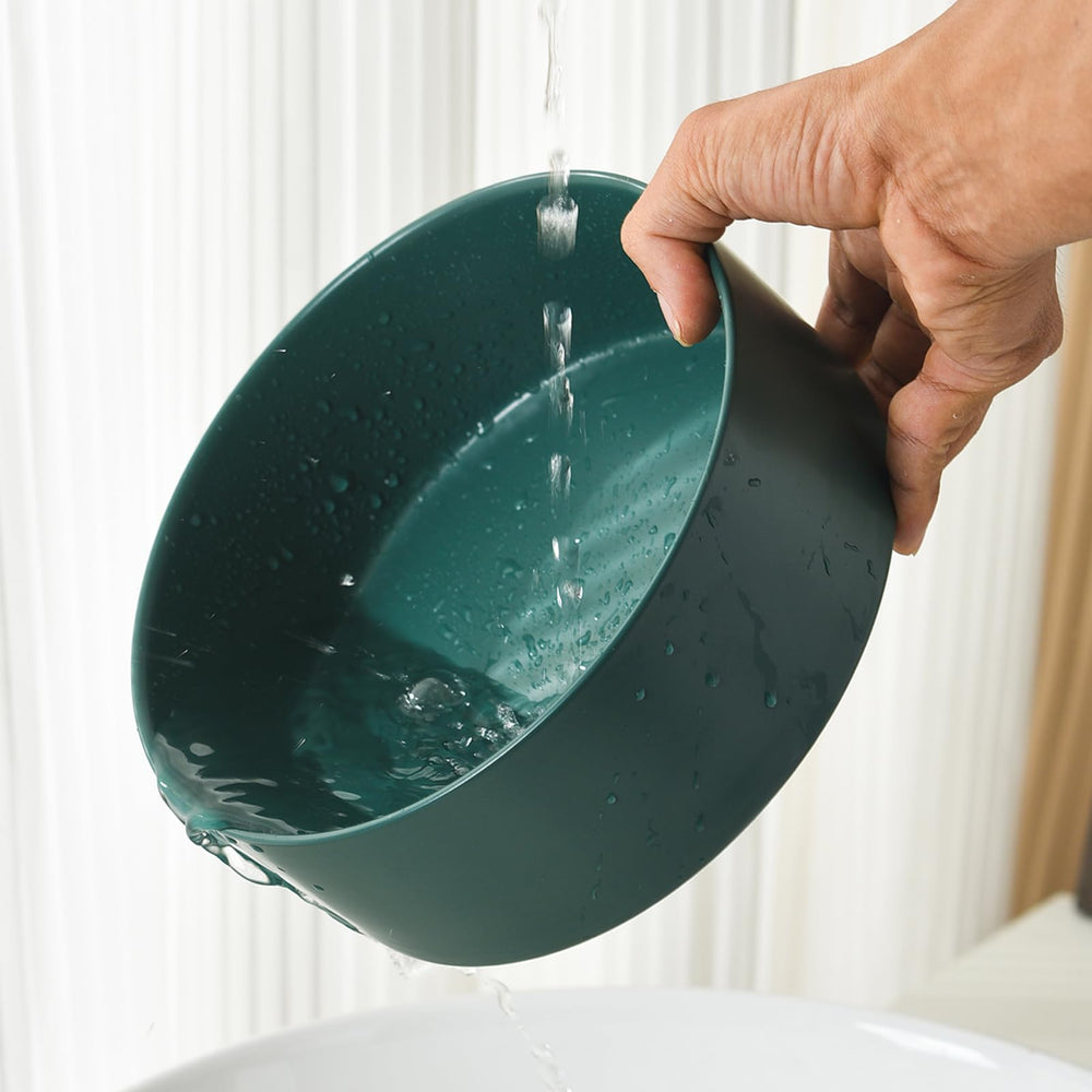 Welloyed elevated design may reduce neck strain during meals.