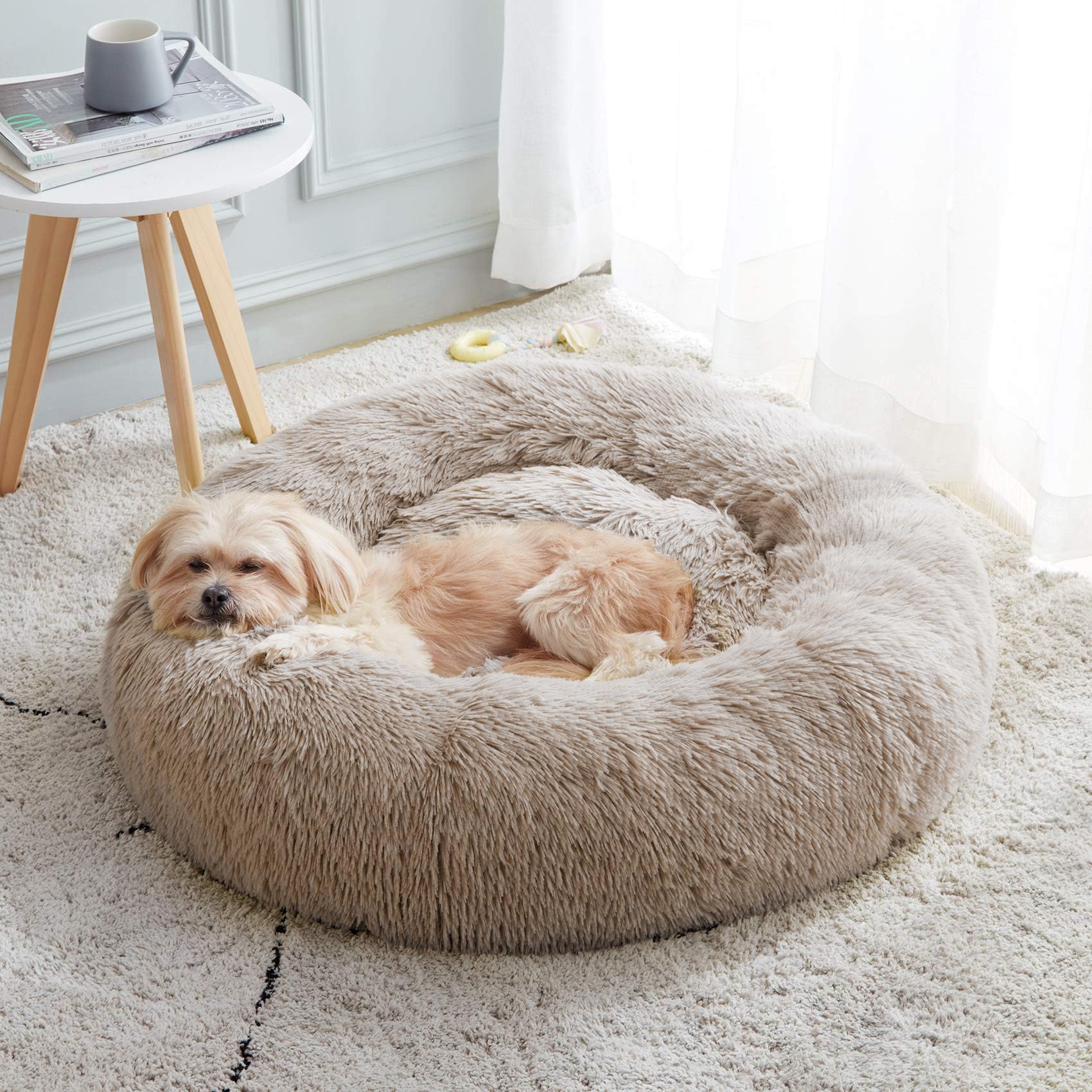 Western Home WH Calming Bed donut faux fur close-up shows plush warmth