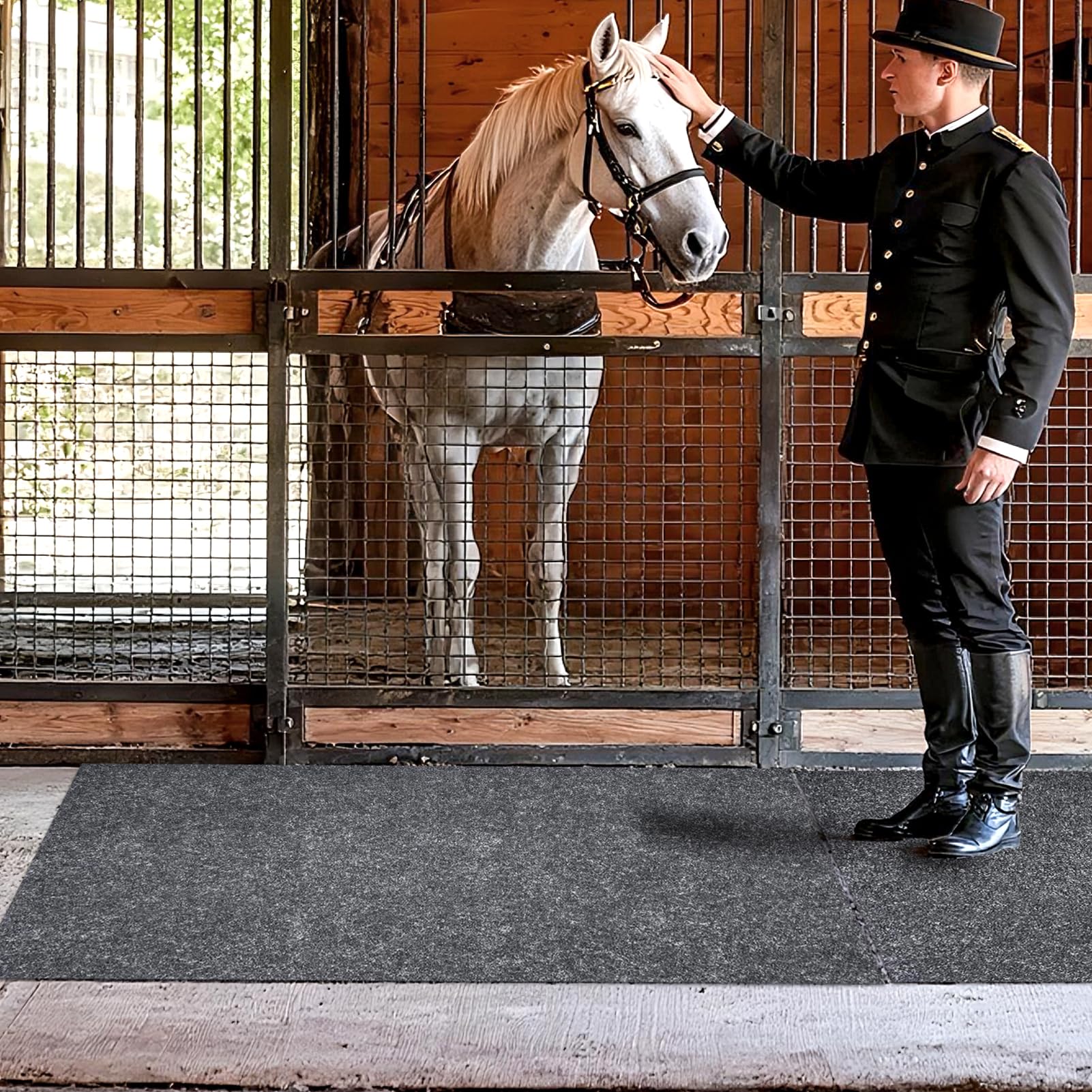 Wibeelee stable mat durable felt construction resists wear.