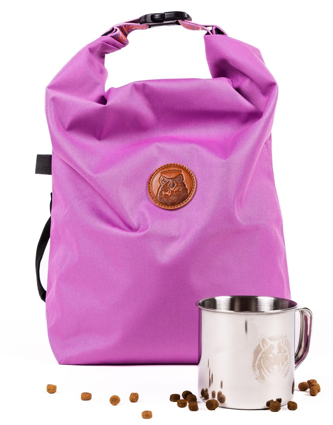 Wilderdog Doggie Bag water-resistant outer for rugged adventures and daily use.
