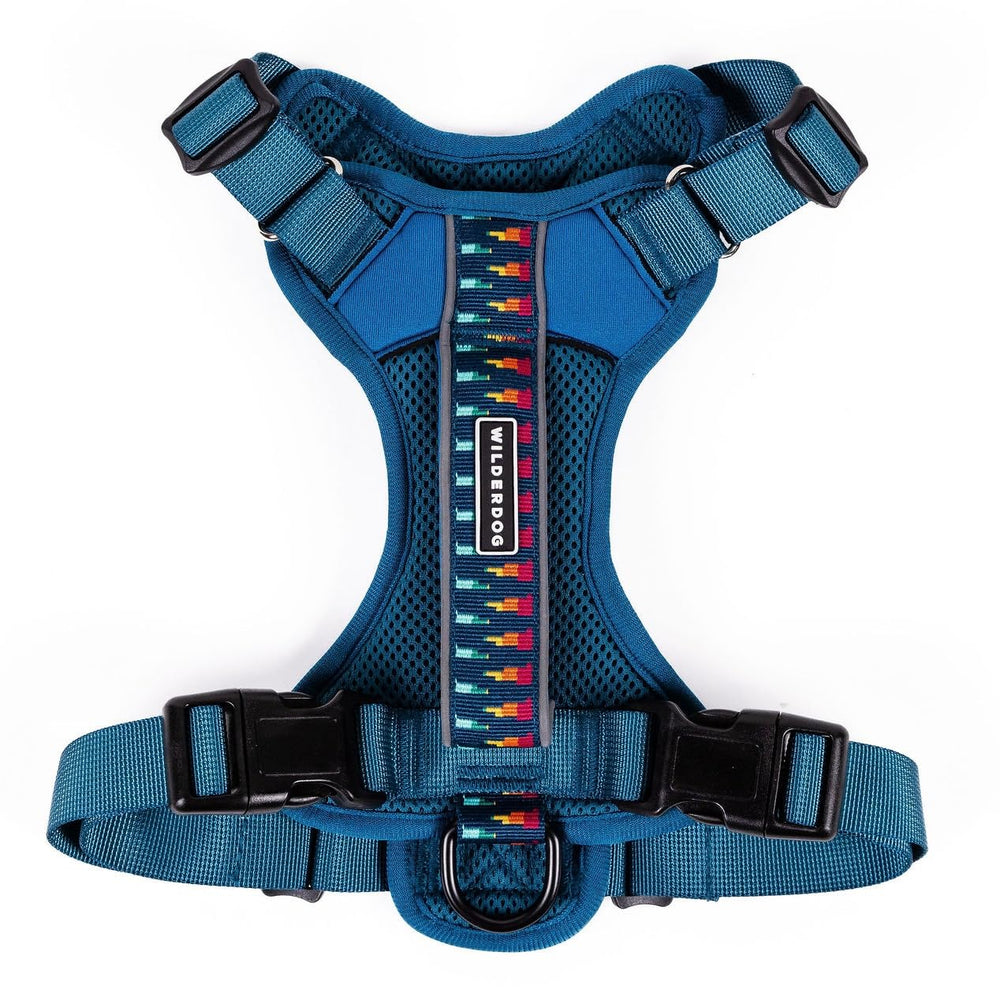 Wilderdog Lightweight Harness overhead-fit design for easy slips during daily walks