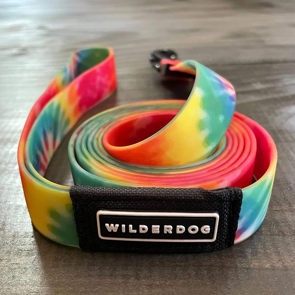 Wilderdog soft rubber-coated webbing leash shown for comfortable grip.