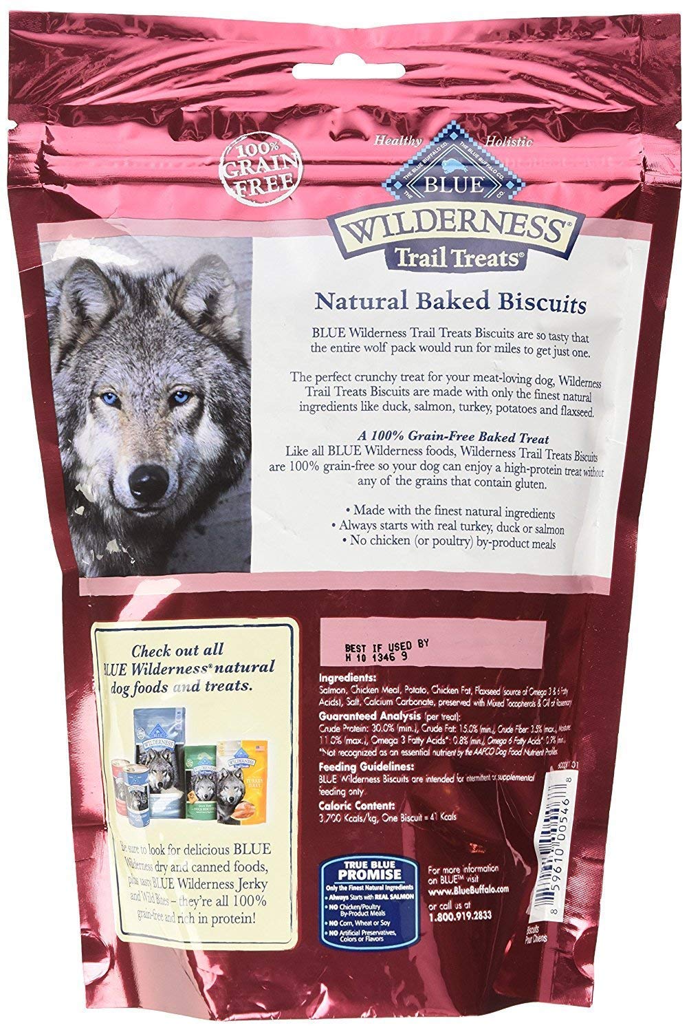 Wilderness Trail Treats salmon biscuit close-up for grain-free flavor and crunch.