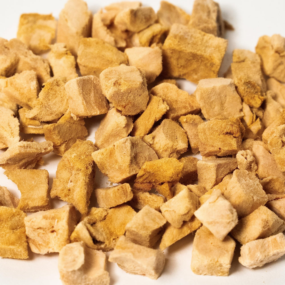 WildSideSalmon grain-free formula supports cats with grain sensitivities.