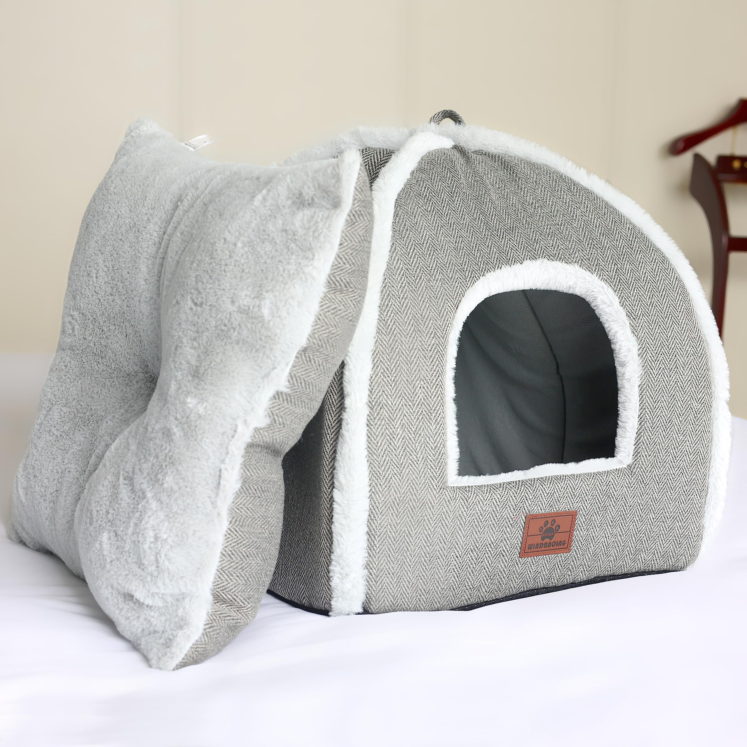 WindRACING cat cave bed arched top boosts headroom and coziness.