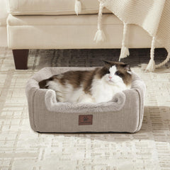 WINDRACING cat bed bottom anti-slip points keep the bed securely in place.