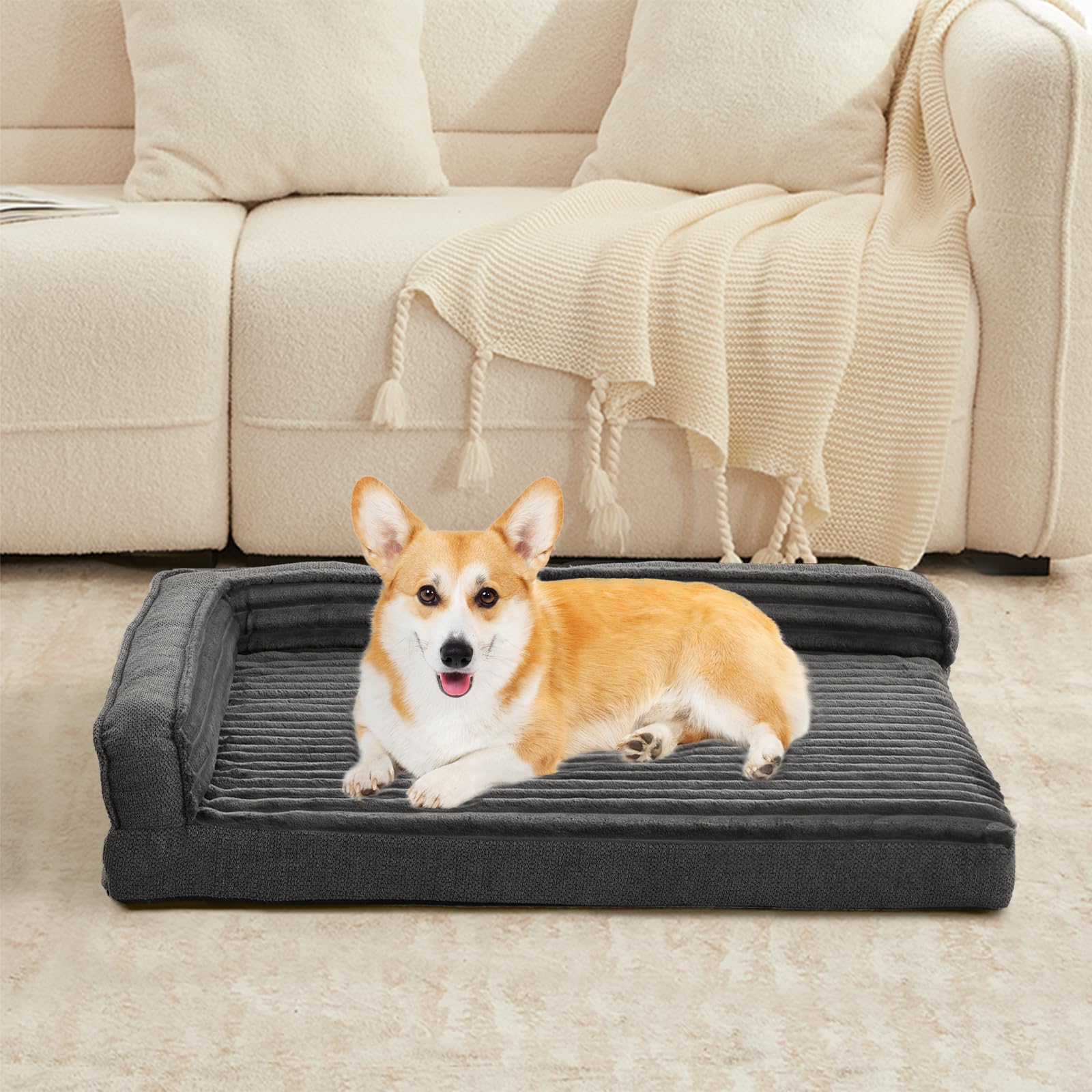 WINDRACING corduroy surface provides a cozy, warm nap space
