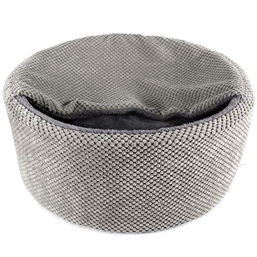 Winsterch large cat bed anti-slip bottom prevents sliding during play