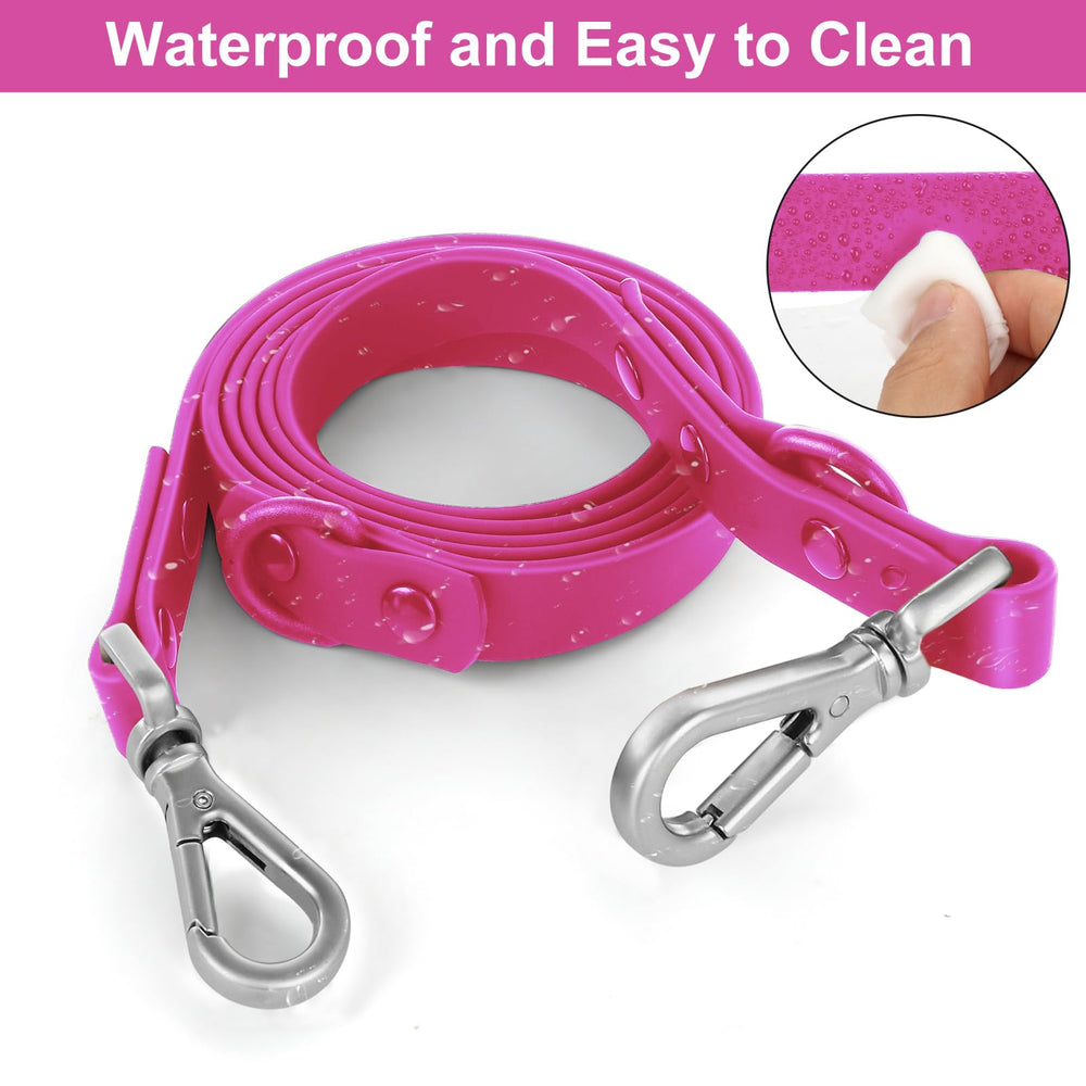 Wisedog leash featuring two metal swivel hooks to reduce tangling during play.