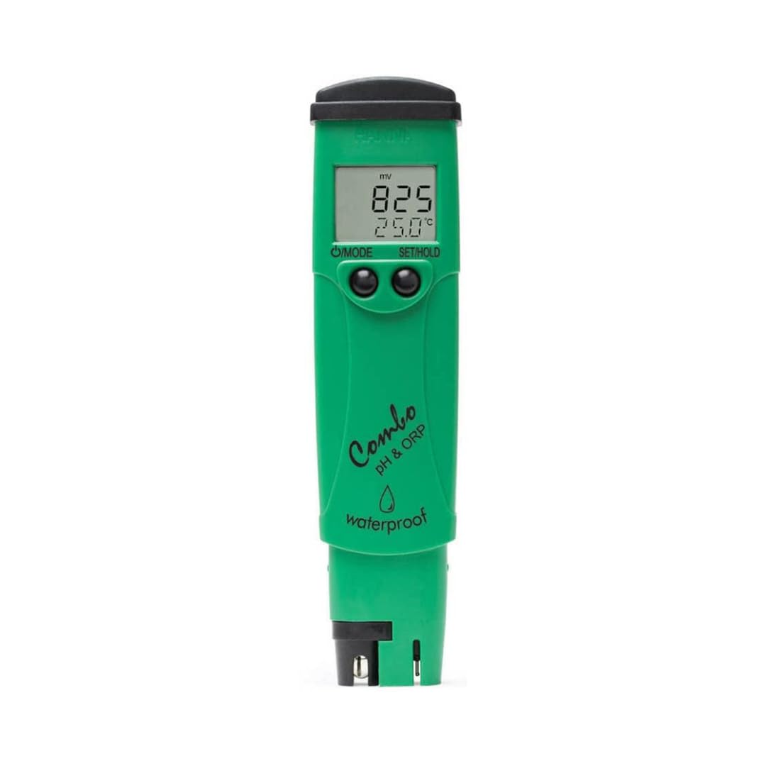 WLR HI98121 display readout shows precise pH and ORP values for quick testing.