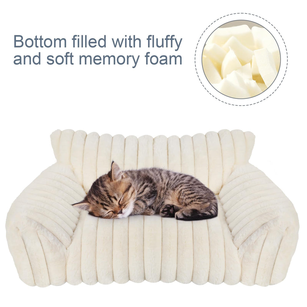 Wn's Day Cute Cat Couch Bed pillow detail emphasizes soft cushioning for neck support.
