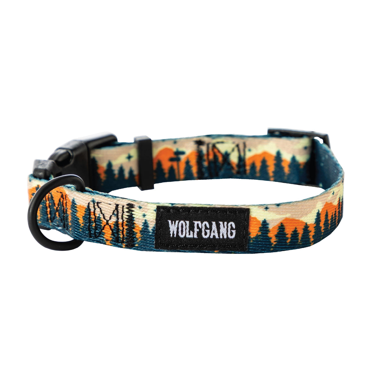 Wolfgang Heavy Duty dog collar overland print (medium) front view for everyday adventures.