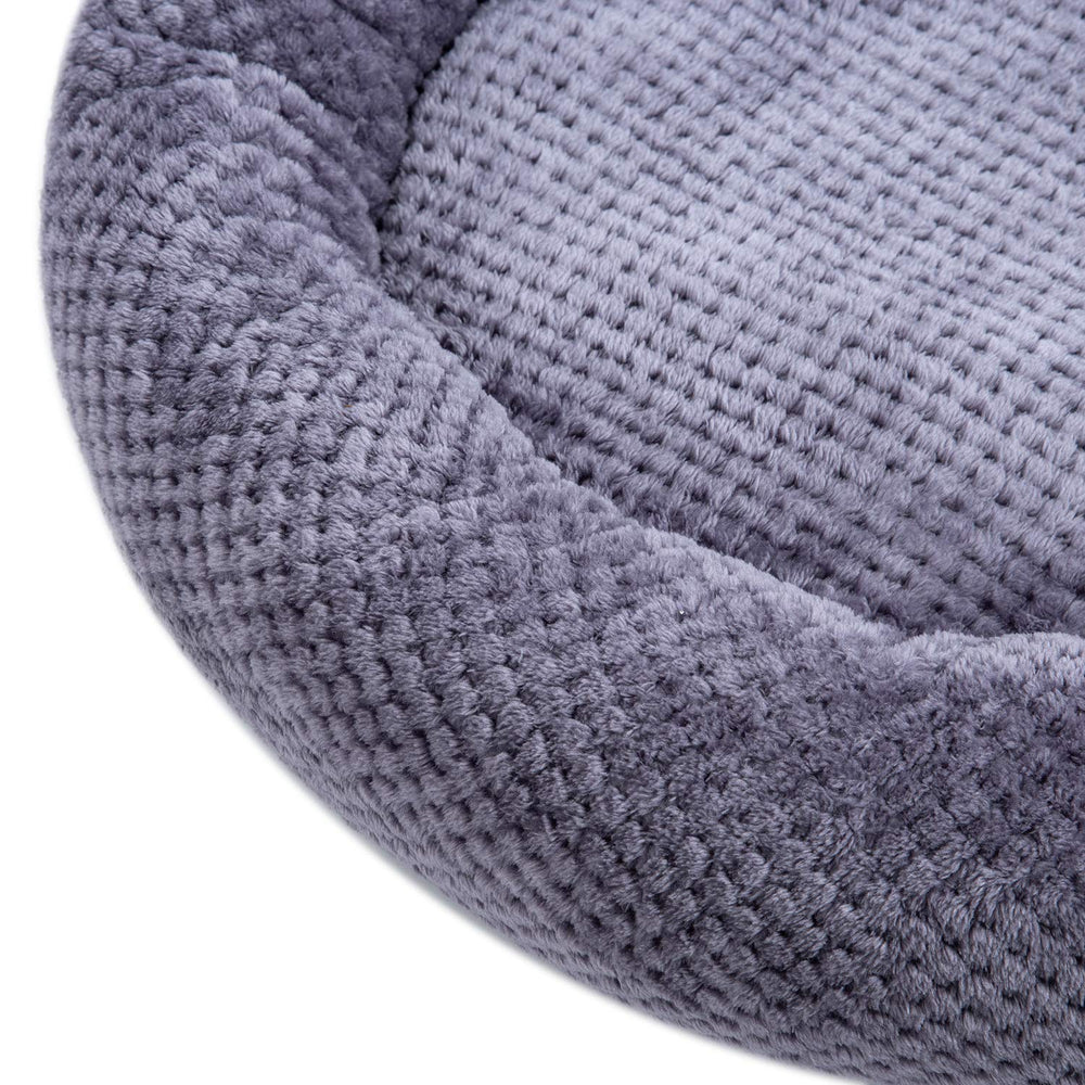 WONDER MIRACLE fuzzy deluxe bed non-slip-bottom keeps bed stable during play.