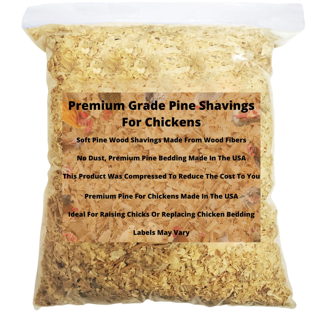 Wood Smith USA Premium Pine Bedding 8qt bag packaging highlighting all-natural, dust-free, absorbent bedding.