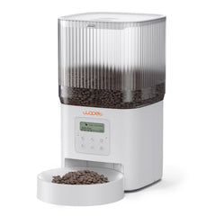 WOPET automatic feeder front view demonstrates a programmable schedule for reliable pet meals.