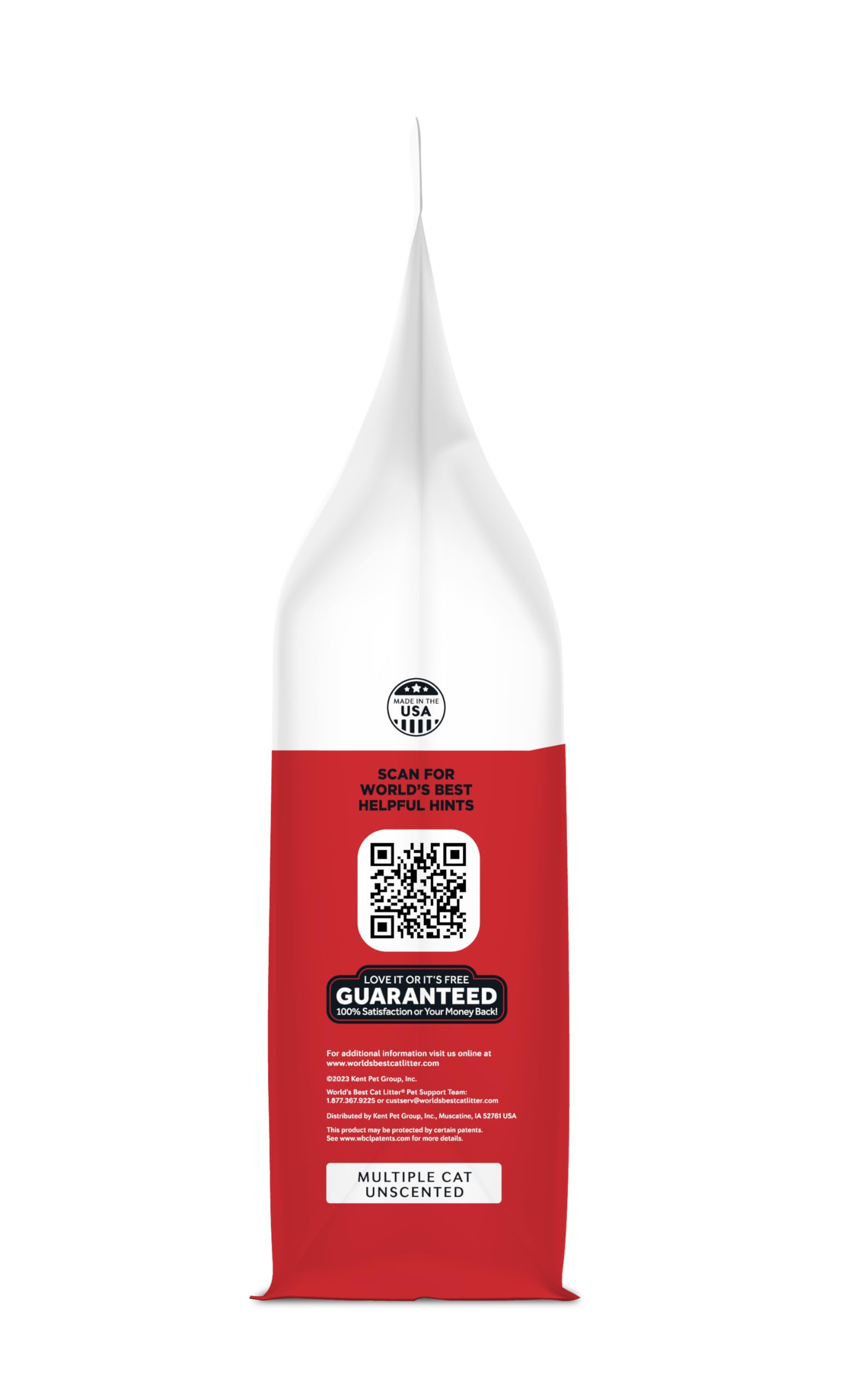World's Best Cat Litter easy-scooping action shot for quick daily litter tasks.