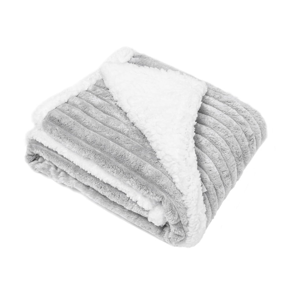 WowOhPet non-toxic materials support safe pet lounging