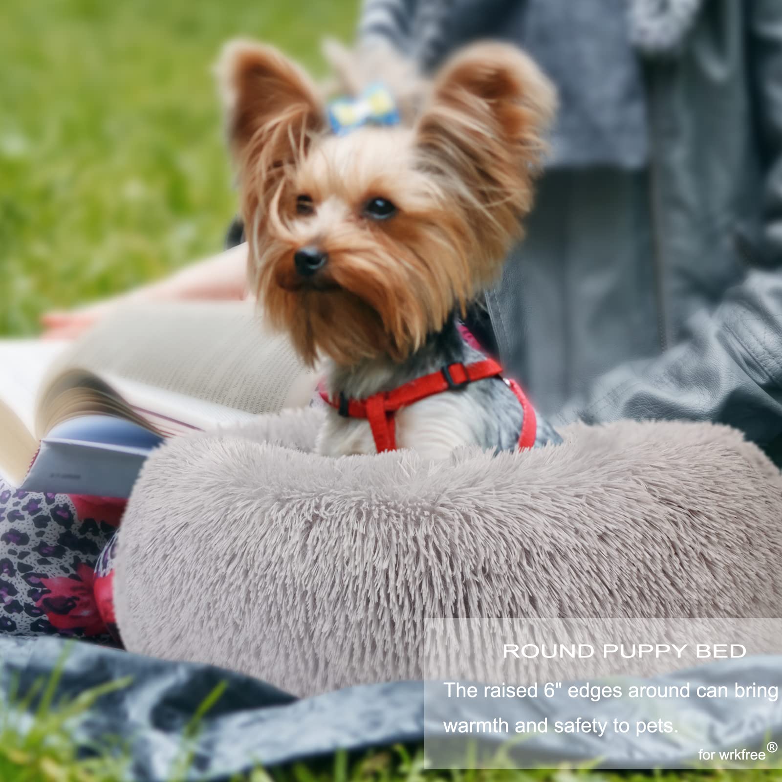 wrkfree donut dog bed fluffy pearl cotton filling provides soft, supportive cushioning.