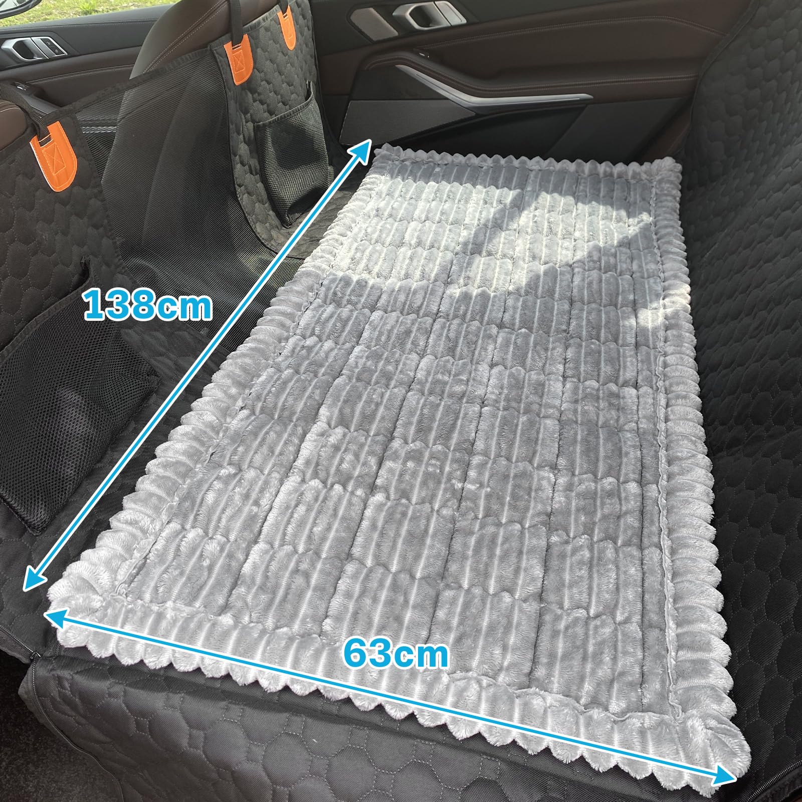 WTHAVEN dense-flannel blanket showcases plush comfort for pets during rides.