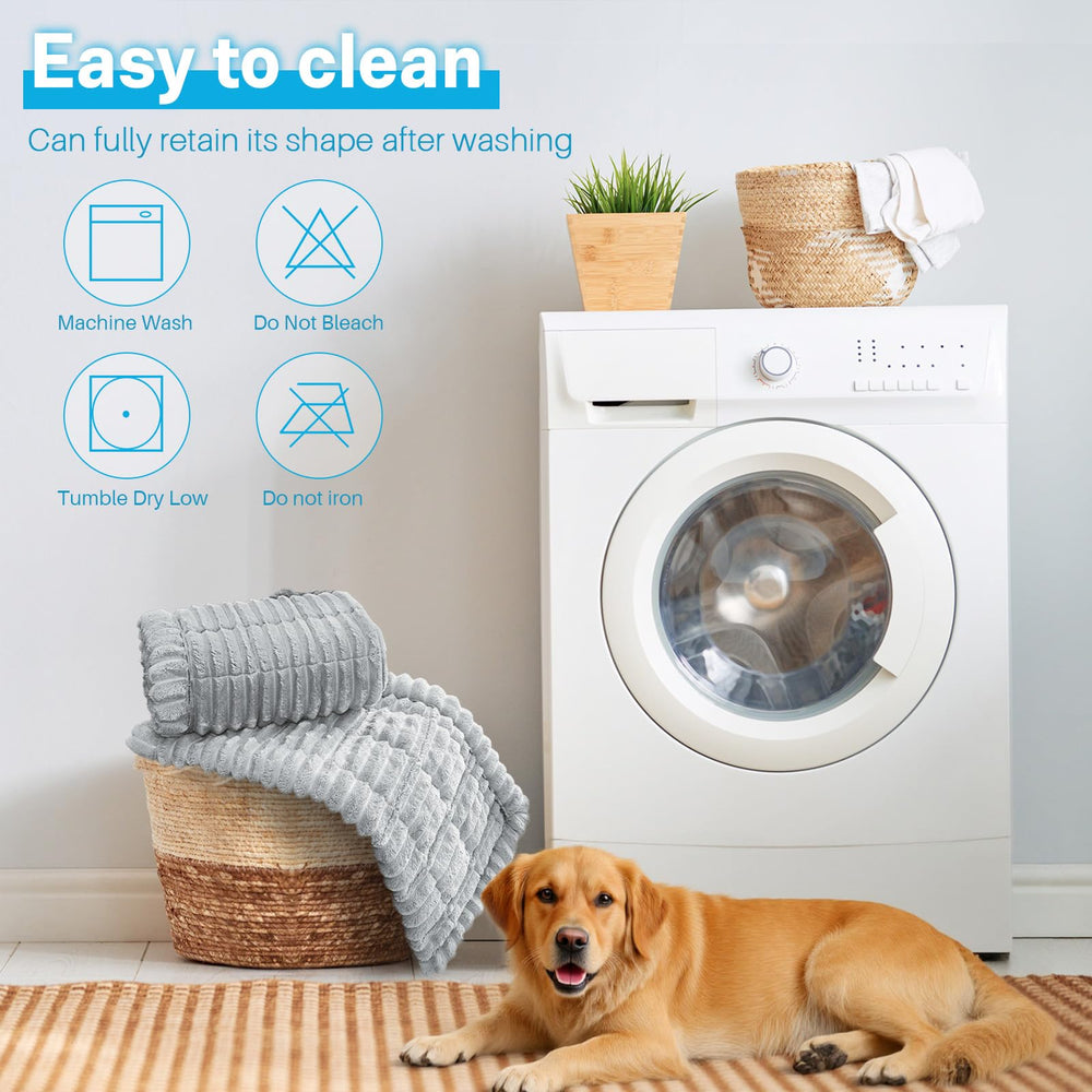 WTHAVEN plaid-design large cover adds style and protection.
