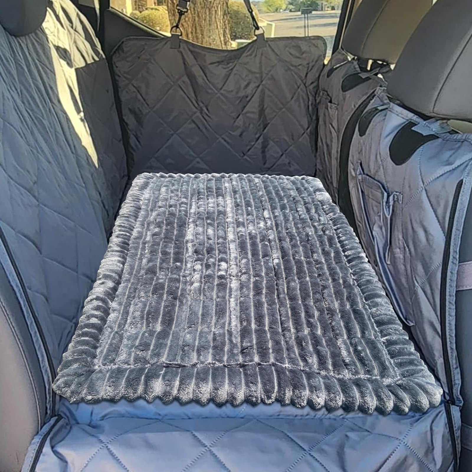 XFEXM silicone anti-slip bottom anchors the mat in place
