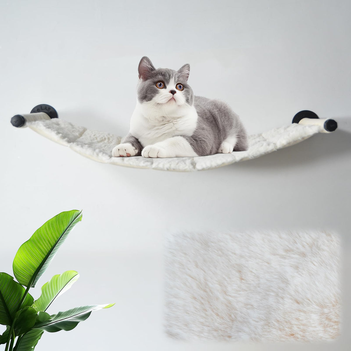 XIFOWE cat hammock wall-mounted frame provides sturdy support for safe lounging.