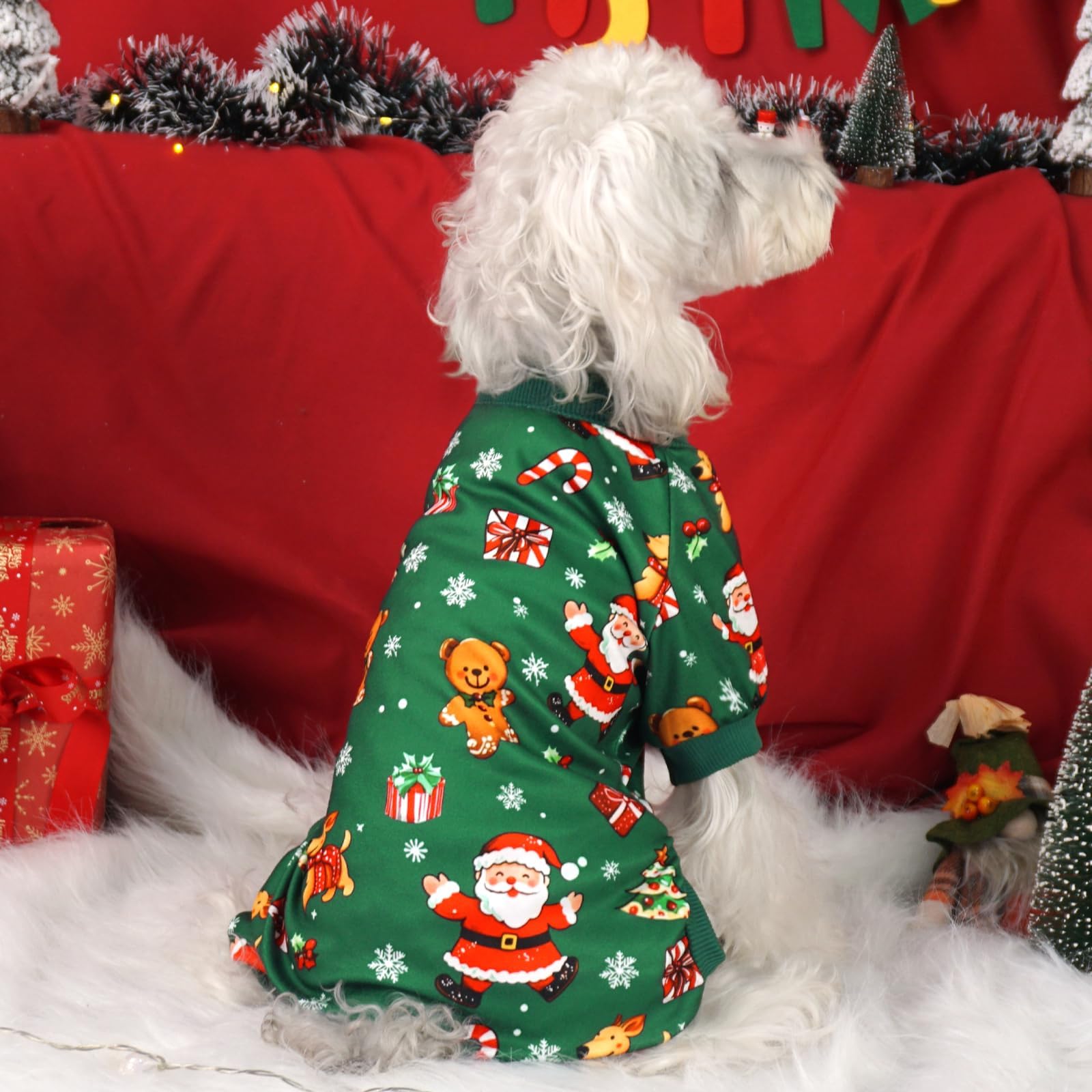 XPUDAC Christmas dog pajamas gift box pattern ideal for photo sessions.