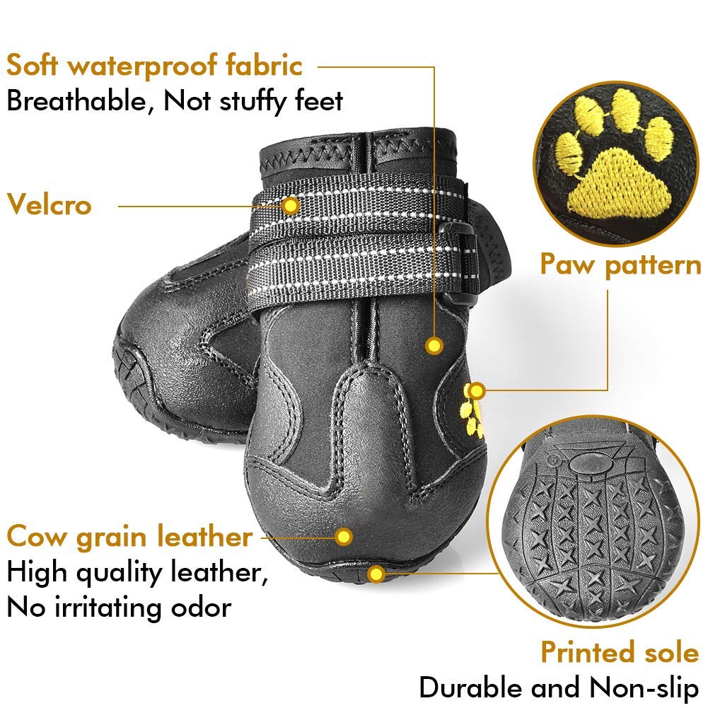 XSY&G reflective straps photo highlighting night visibility during walks.