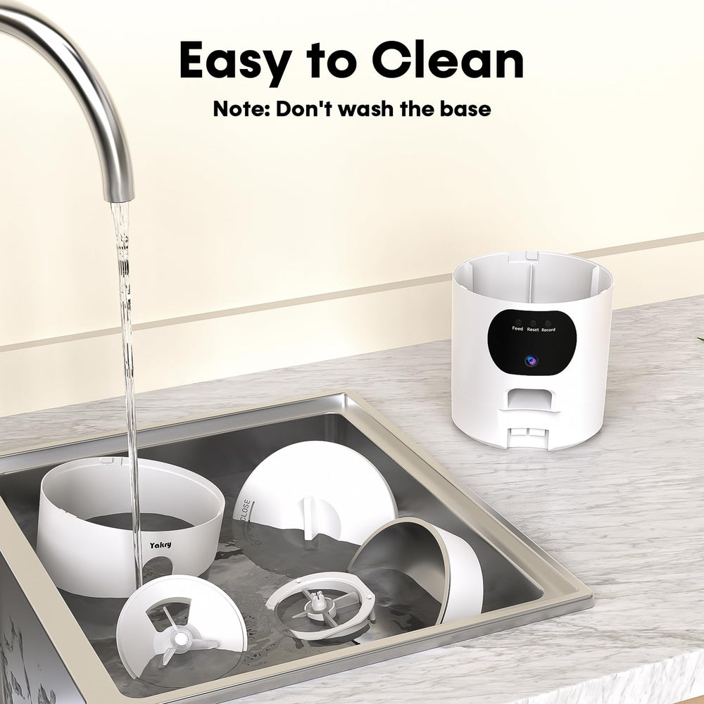 Yakry wide-angle camera view captures pets during mealtime clearly