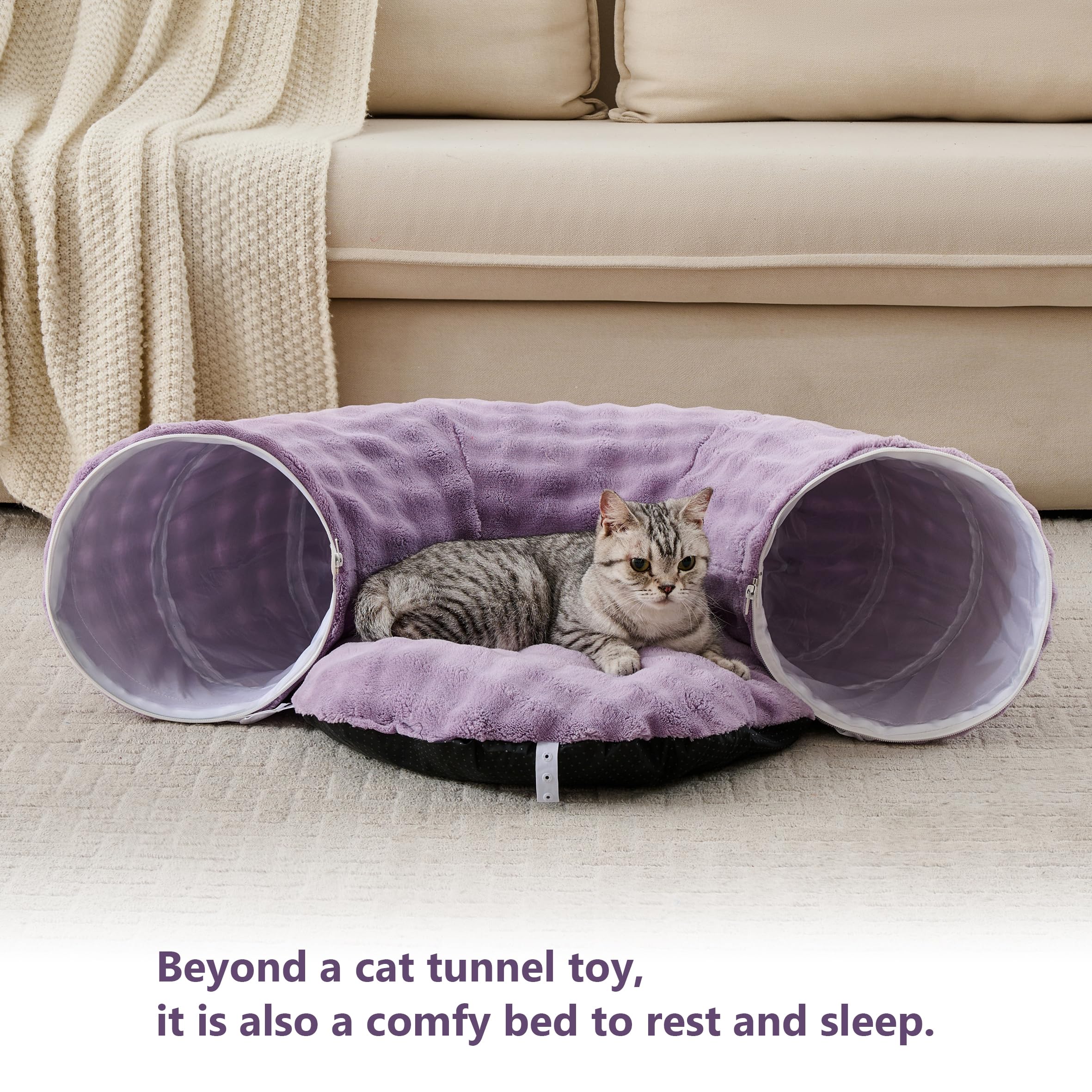 Yaning Bubble Cat Tunnel non-slip base keeps it stable during play.