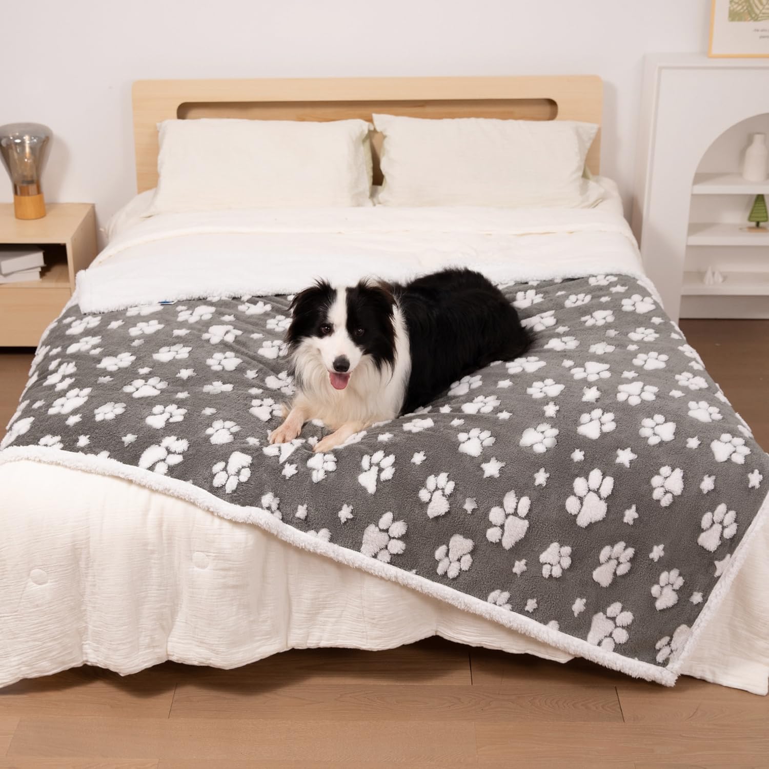 Yaning waterproof blanket 60x80 grey on sofa protects furniture from spills and fur