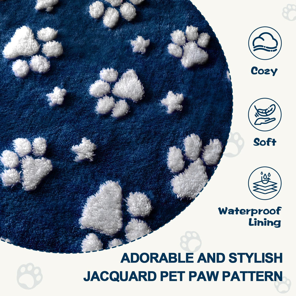 Yaning waterproof blanket in car for pets during travel and trips