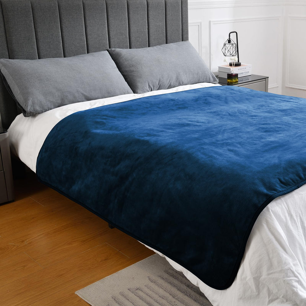 Yaning waterproof blanket liquid barrier keeps spills on surface for simple cleanup.
