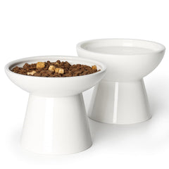 YauYik extra-wide raised bowl front view reduces whisker contact for comfortable meals.