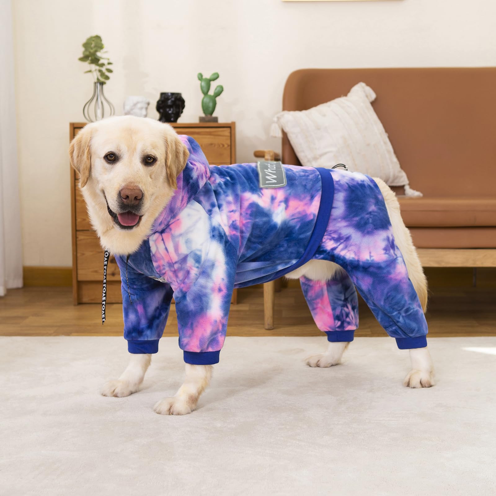 Yeapeeto Bandhnu Pink inner fleece lining provides cozy warmth.