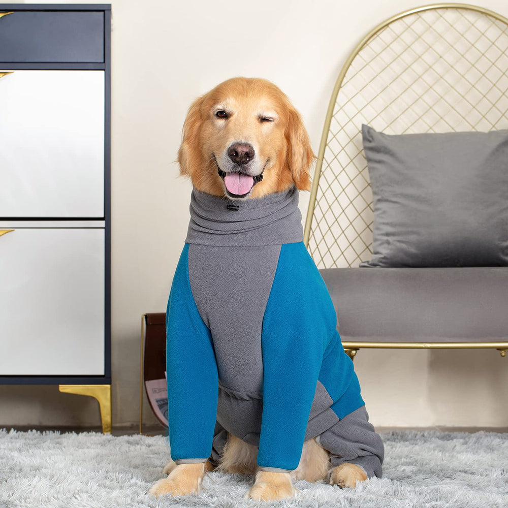 Yeapeeto dog winter coat blue zipper-closure enables quick on and off.