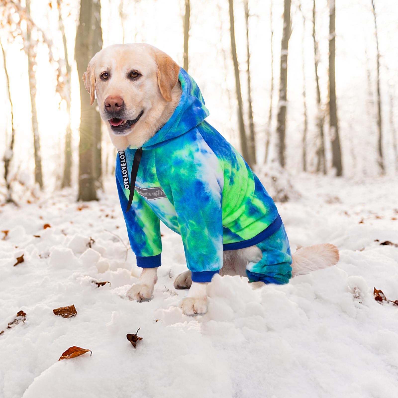 Yeapeeto hoodie features drawstring-tail adjustment for a secure, customizable fit