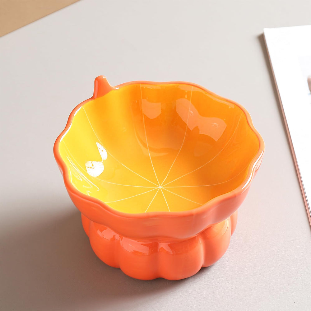 Yeexoxow elevated cat bowl stand provides supportive height for easy eating.
