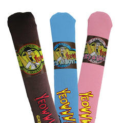 Yeowww! cigar 3 Pack pink toy invites interactive play and aromatic catnip appeal