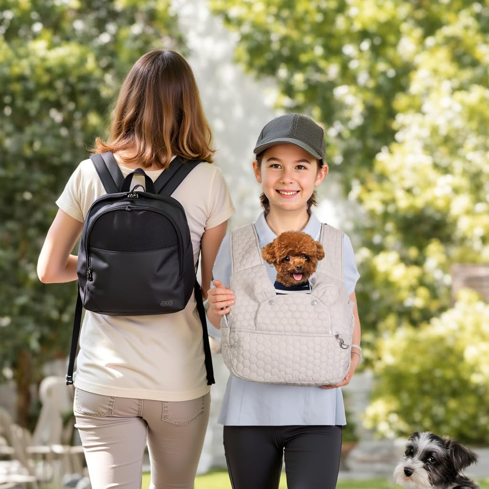 YHSHYZH front-facing sling enables hands-free walking and exploring
