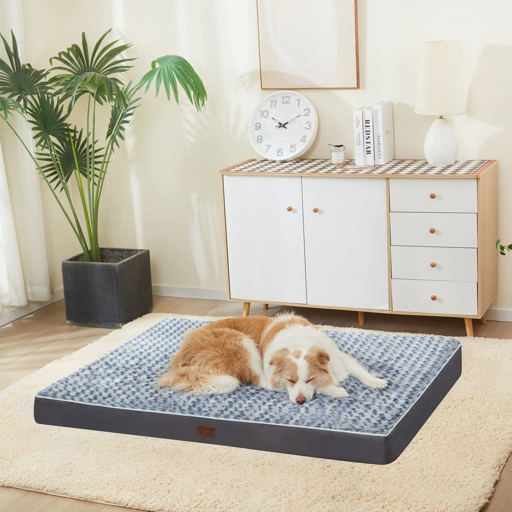 YIZHUOPET dog bed with non-slip bottom on slick floors