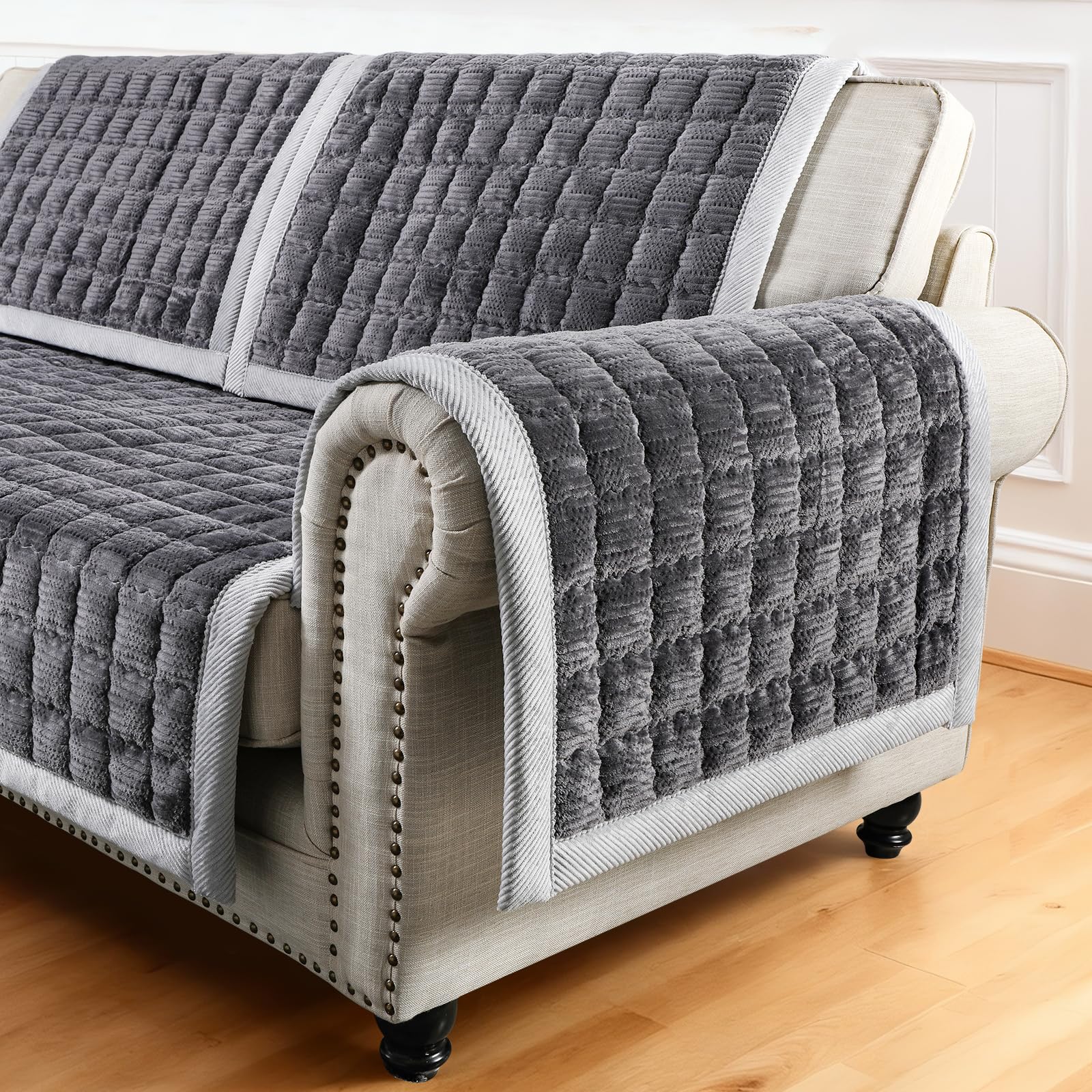 YJSMMXY couch-cover-easy-clean simplifies washing after messes.
